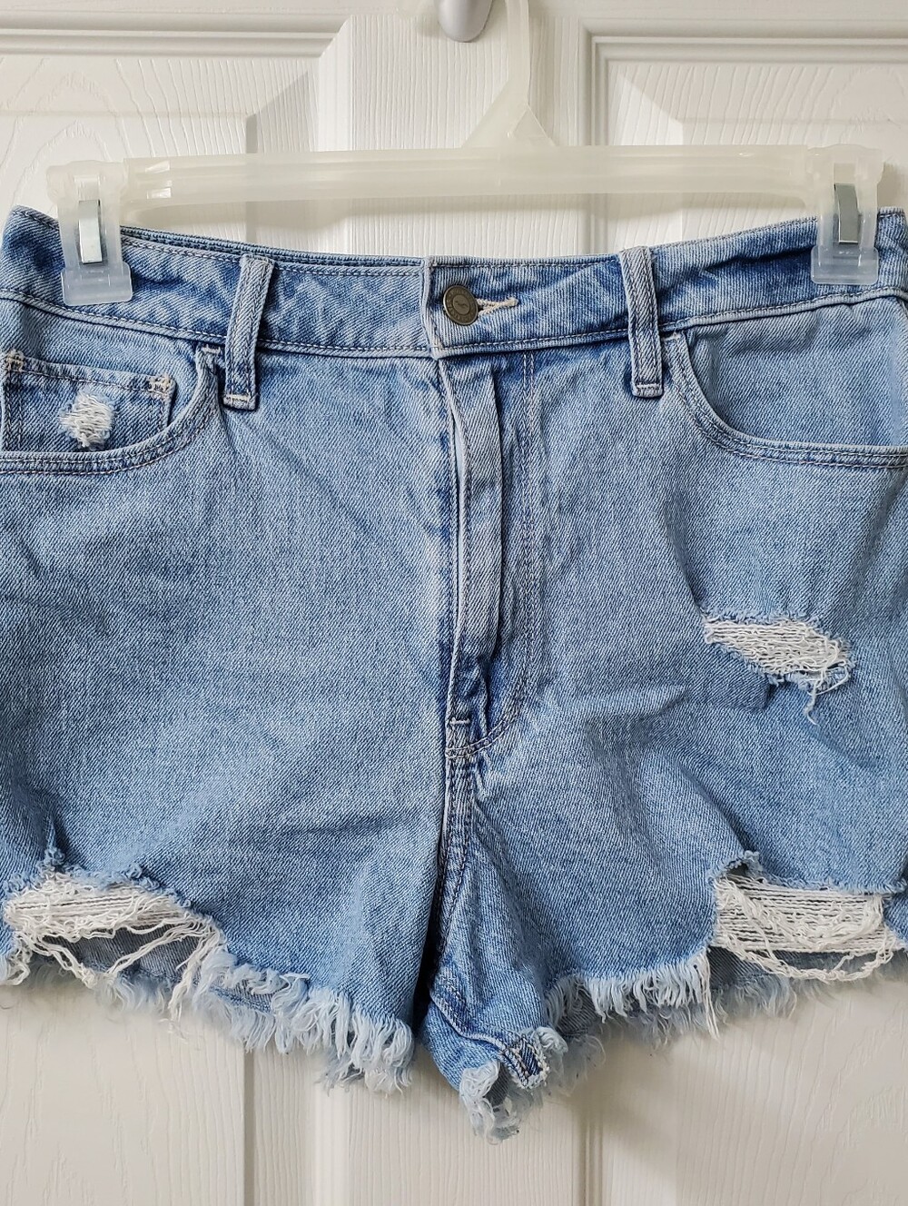 Hollister Light Blue Ultra High-Rise Mom Shorts Size 4 27W